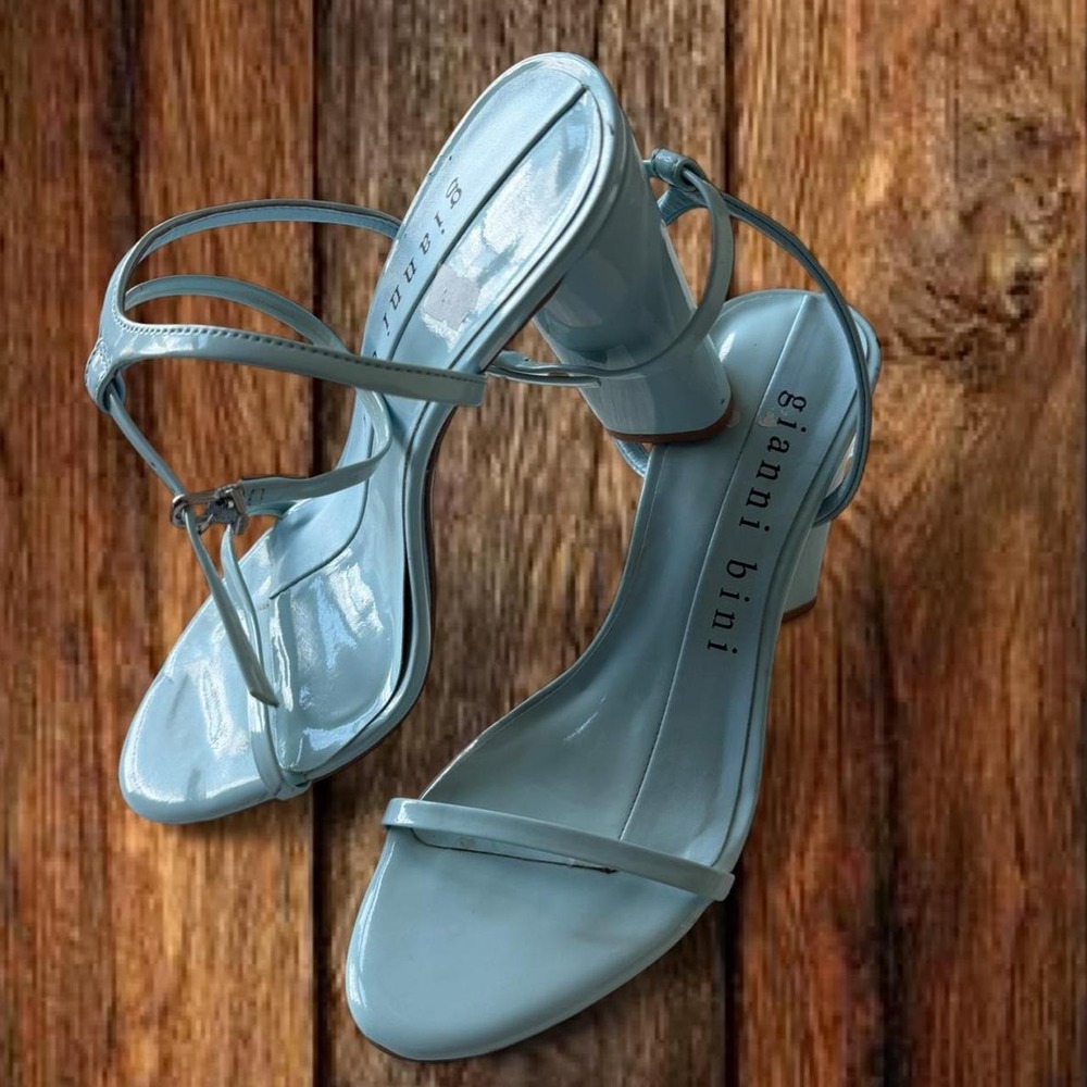 Gianni Bini Womens Kenzie Strappy Block Heel Sandals Blue Patent Size 7M